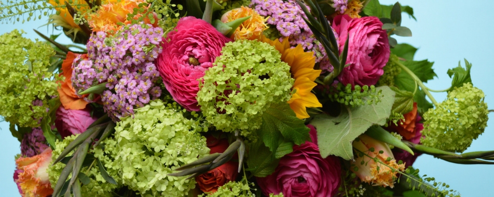 What to ask your wedding florist about bright flowers